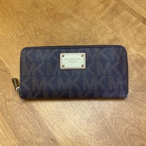 Michael Kors Brown Signature Wallet